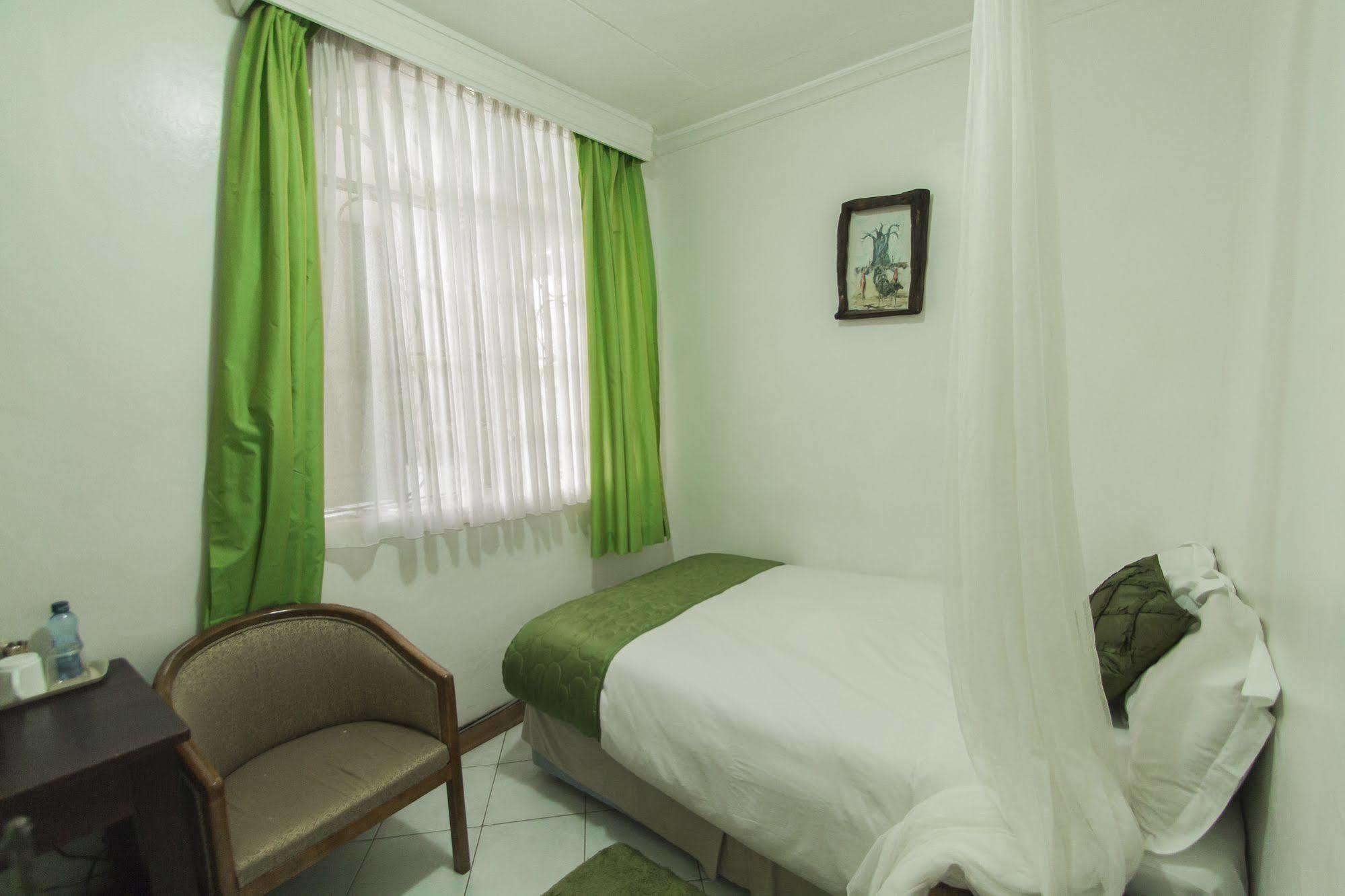 Godials Bed & Breakfast Bed & Breakfast Nairobi Ngoại thất bức ảnh